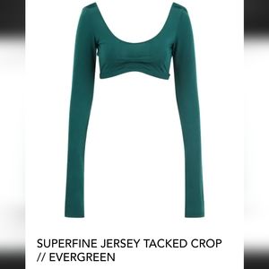 Laina Rauma Superfine Jersey Tacked Crop Top in Evergreen size Large